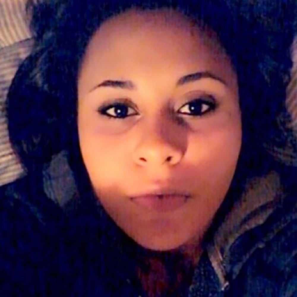 Meet your Posher, Jasmine